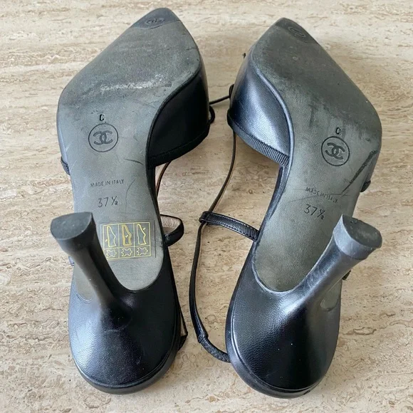 Vintage Chanel CC Bow Cap Toe Slingback Heels - Picture 10 of 11